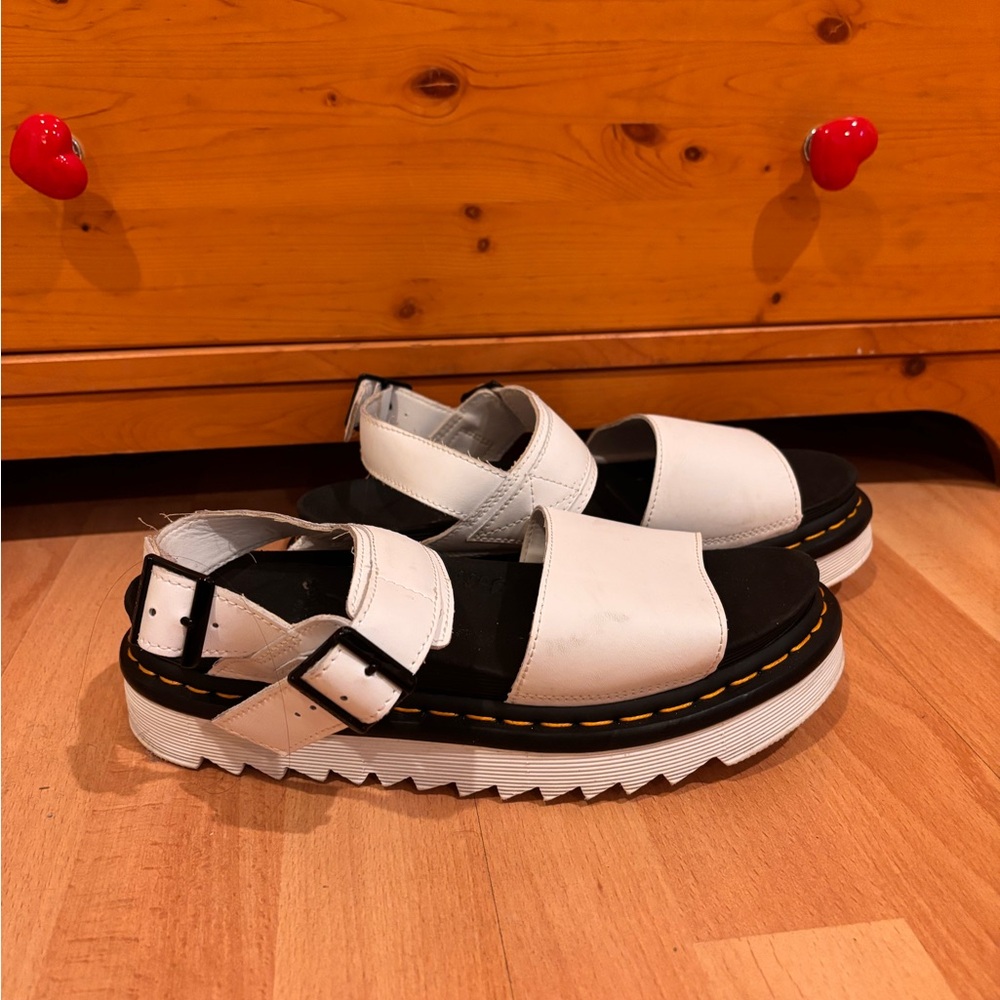 Doc marten sandals